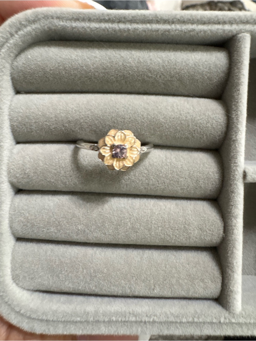 Pandora Flower Ring Lavender CZ Size 50 (US 5)